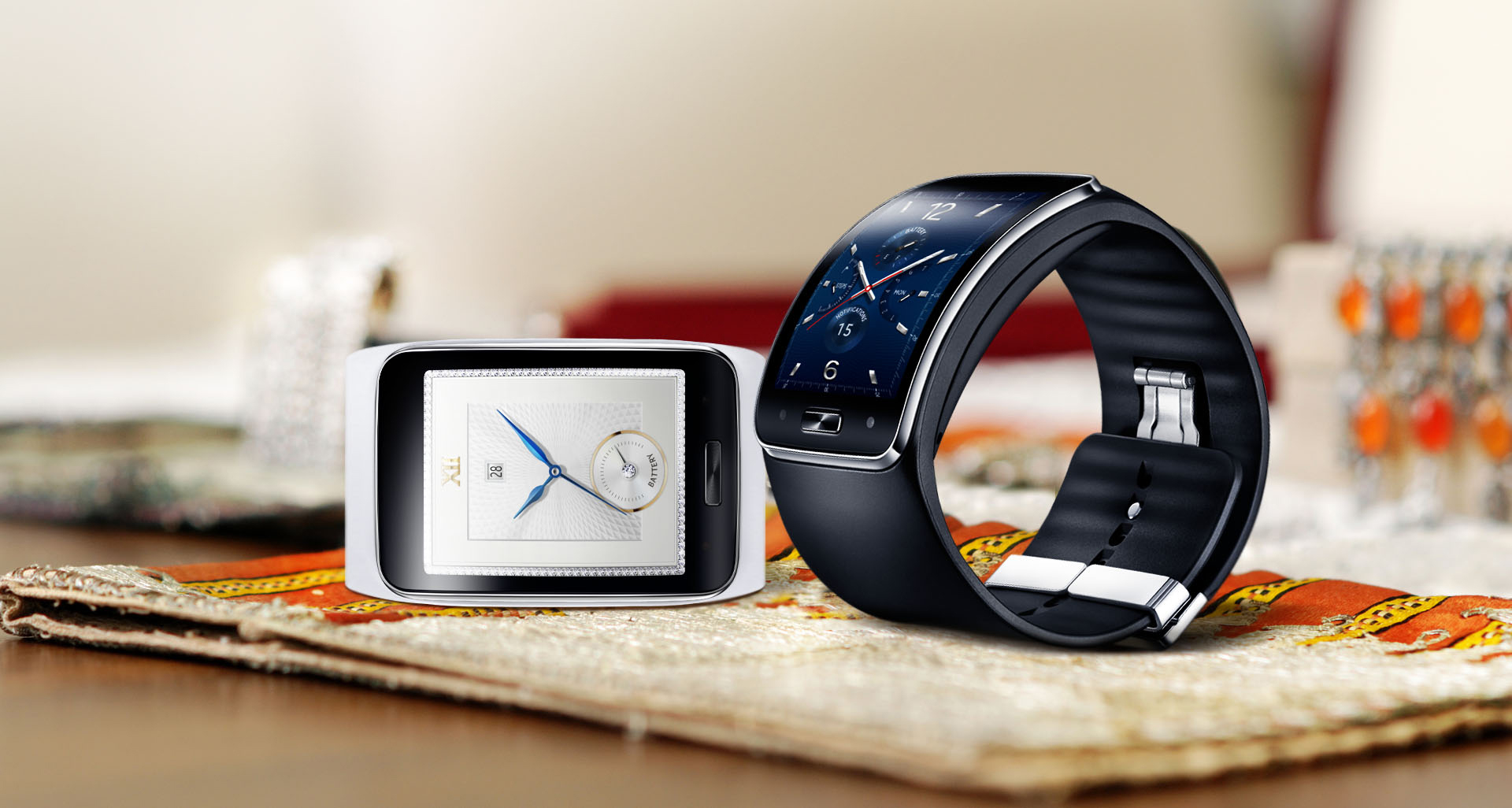 Samsung-Gear-S-Bangle-Watch-Strap-Blue-Black-Tizen-Experts-4