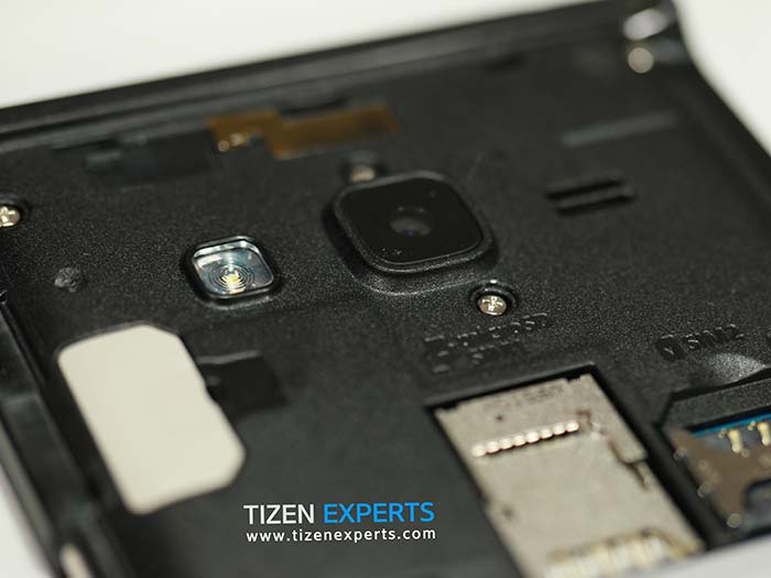 Samsung-Z3-Developer-Device-TM1-Tizen-Experts-06