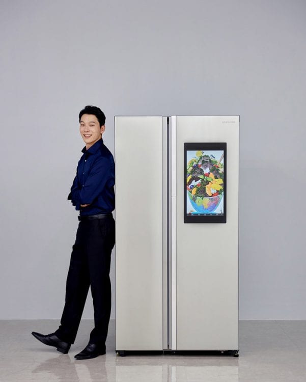 Samsung-Electronics-Expands-Family-Hub-Refrigerator-4