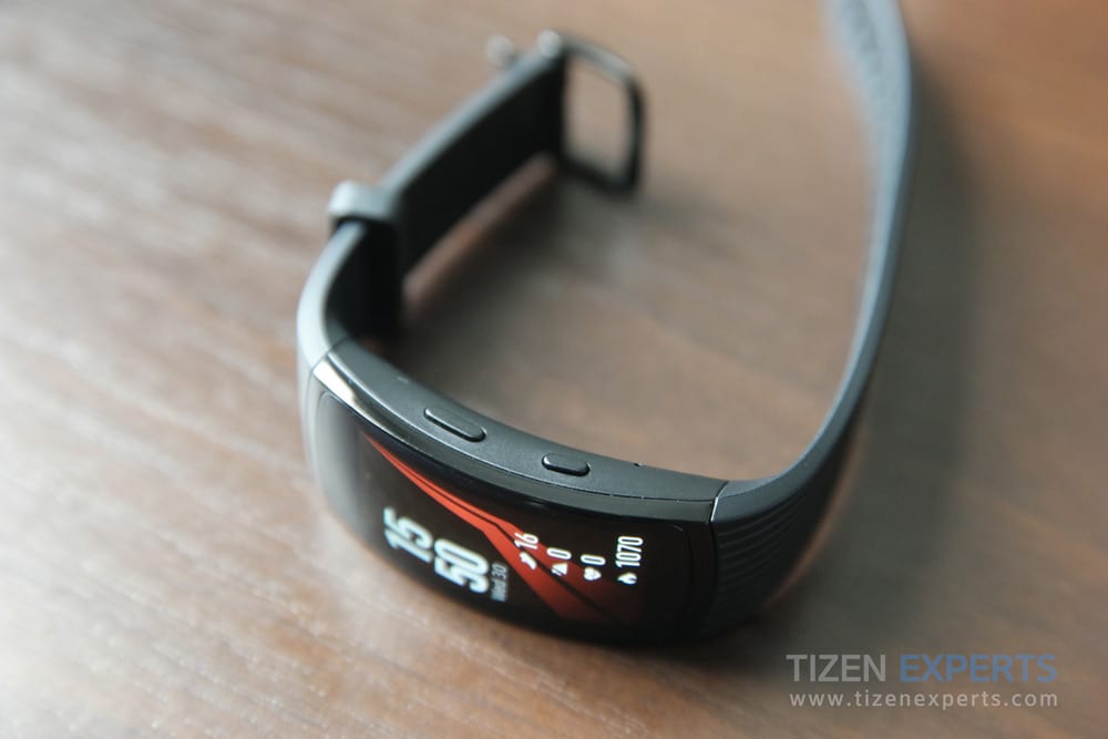 Samsung-Gear-Fit2-Pro-Hands-on-Tizen-Experts-Stock-1